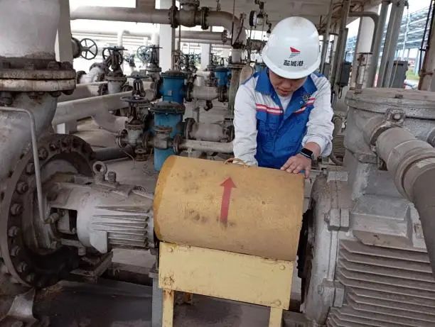 42a70070bf4ff93da6b3cbb166b09dd7.jpg 42a70070bf4ff93da6b3cbb166b09dd7.jpg